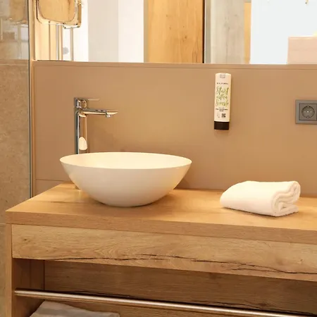 Hotel Im Zentrum Fuer Visionen Puch bei Hallein