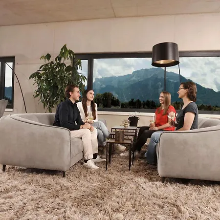 Im Zentrum Fuer Visionen Puch bei Hallein