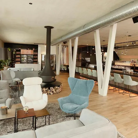 Im Zentrum Fuer Visionen Hotel Puch bei Hallein