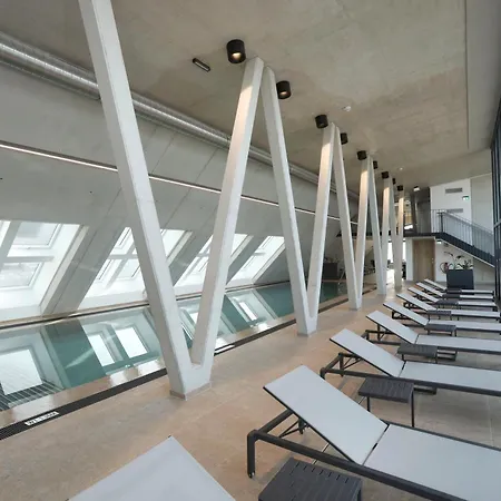 Im Zentrum Fuer Visionen Puch bei Hallein