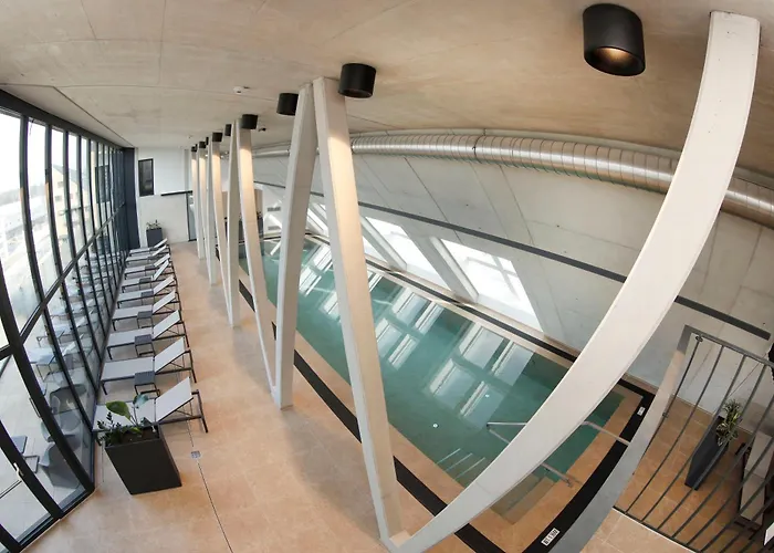 Ξενοδοχείο Im Zentrum Fuer Visionen 4*